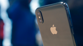 Descubren un fallo en iOS que permite colgar un iPhone y desactivar apps como WhatsApp con solo un símbolo<em></em>